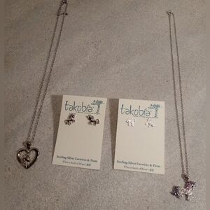 Lot Of Girls Unicorn Jewelry 2 Necklaces 2 Earrings